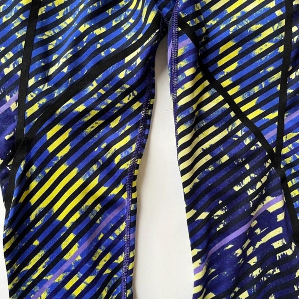 Athleta‎ Capri Crop Lightweight Blue Yellow Leggings Size S